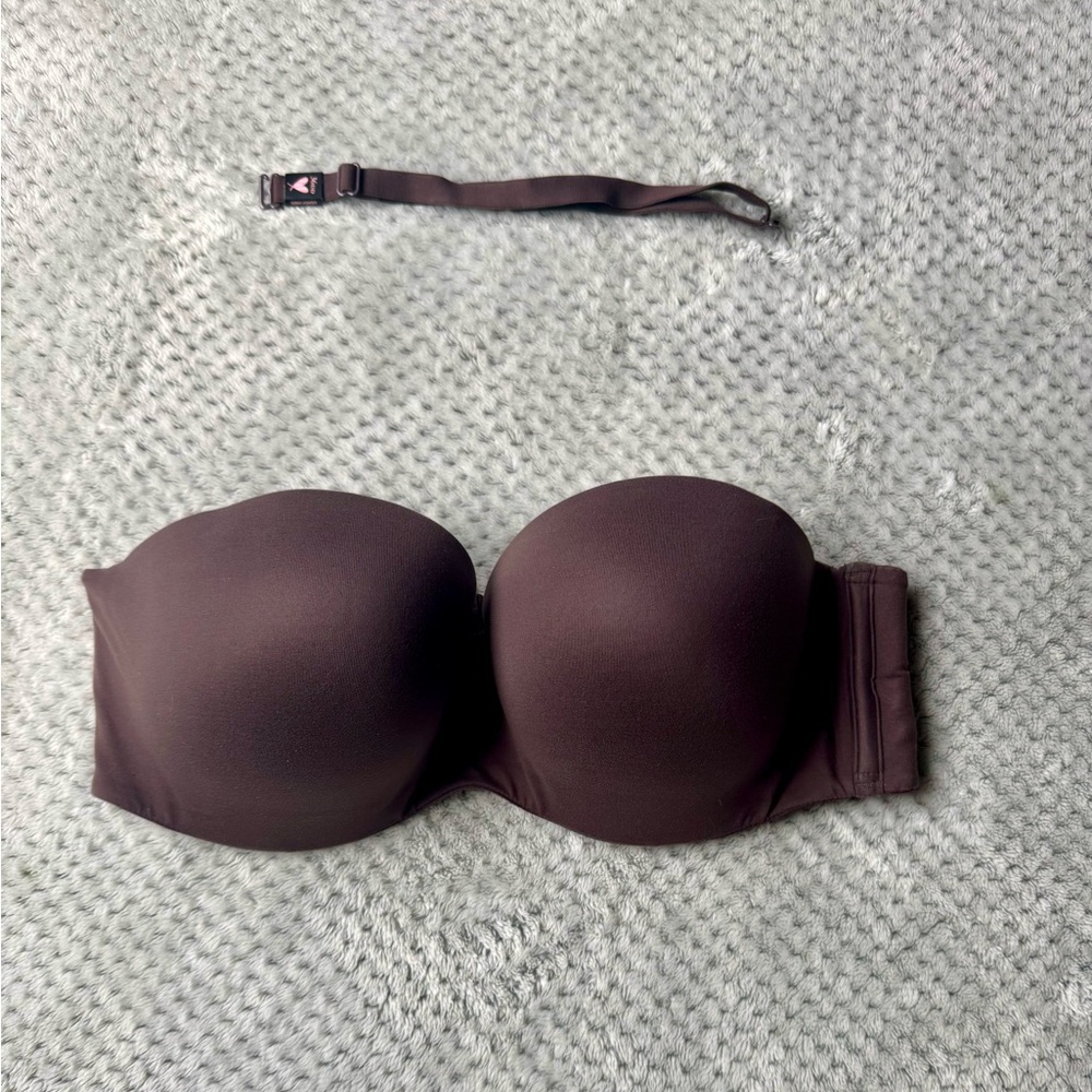 Body By Victoria Lightly Lined Strapless Bra